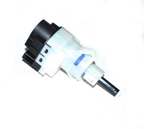 contacteur de feu stop freelander a partir de (VIN)1A326957