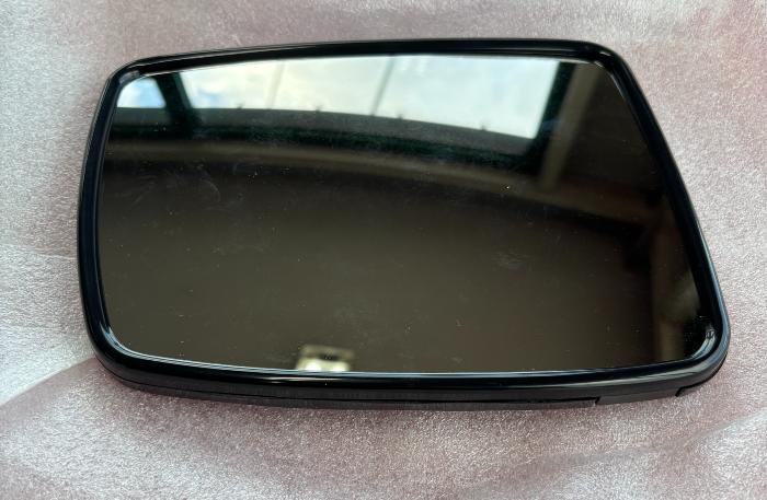 verre de rétro droit éléctrochrome