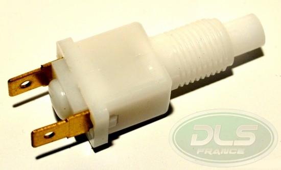 contacteur de feu stop discovery 1 et range rover classic