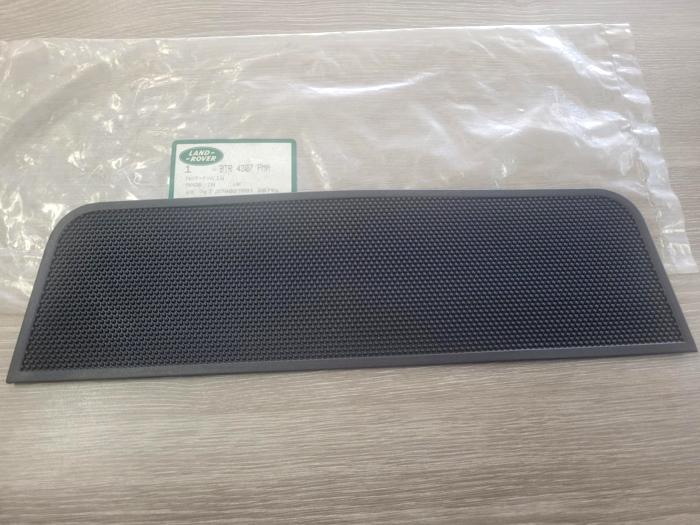 tapis caoutchouc noir sur tableau de bord pour Discovery 1 - Origine LR